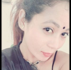 Meet your Posher, Leena